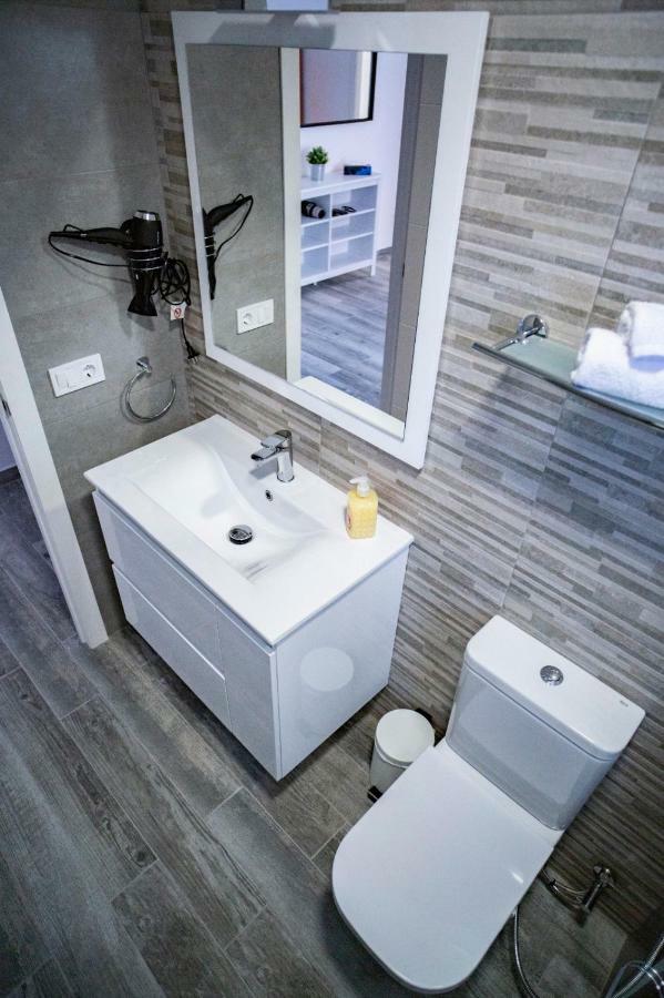 Piso De Diseno A 5 Min Andando De La Playa Lejlighed Valencia Eksteriør billede